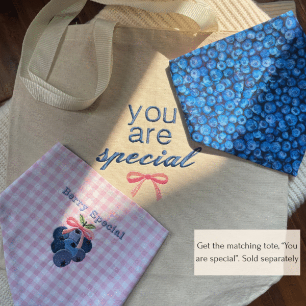 'Berry Special' Reversible Tie-on Bandana - Image 3